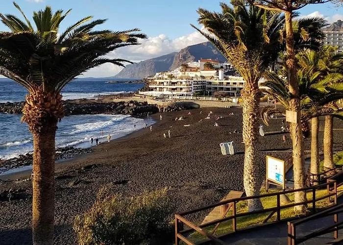 Lovely 1-bedroom Whit Pool